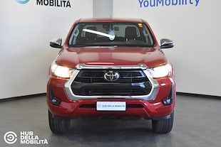 TOYOTA Hilux 2.8 D 4WD 4 porte Double Cab Lounge